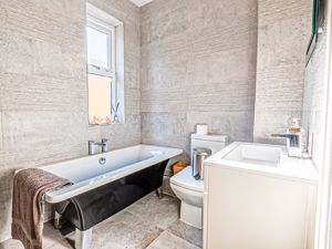 Photo 19- click for photo gallery